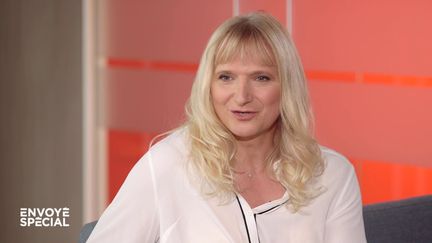 Envoyé spécial. Sandra Forgues : "La transidentité n'est pas une lubie : elle est ancrée depuis la naissance" (ENVOYÉ SPÉCIAL  / FRANCE 2)