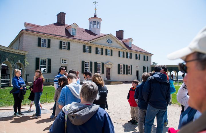 La résidence&nbsp;du premier président des Etats-Unis, George Washington, à Mount Vernon, en Virginie (Etats-Unis), le 18 avril 2018. (SAUL LOEB / AFP)