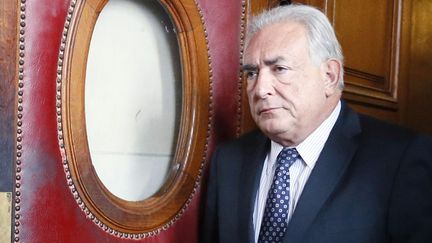 Dominique Strauss-Kahn au palais de justice de Paris, le 26 f&eacute;vrier 2013. (KENZO TRIBOUILLARD / AFP)