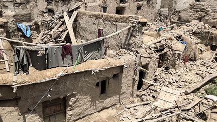 Des maisons endommagées après un tremblement de terre dans le district de Gayan, en Afghanistan, le 22 juin 2022. (AFP)