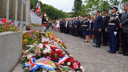 &nbsp; (François Hollande rend hommage aux "99 pendus de Tulle" © Maxppp)