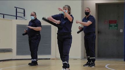 Paris : la ville forme les nouveaux policiers municipaux