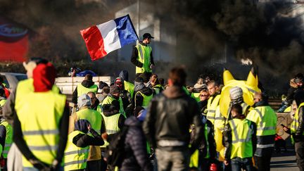 "Gilets jaunes" : l'Élysée change de ton