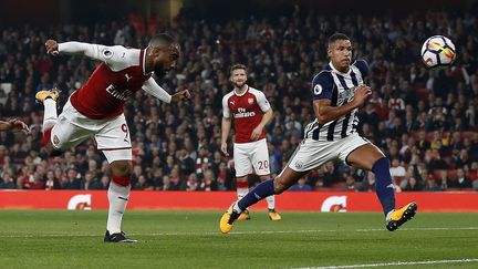 Lacaete marque devant West Bromwich (IAN KINGTON / AFP)