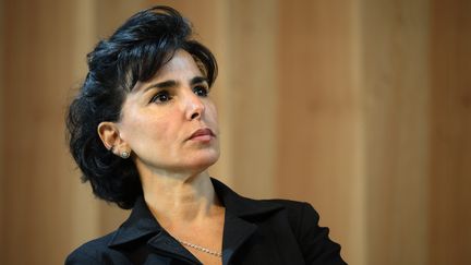 Rachida Dati participe &agrave; la c&eacute;r&eacute;monie d'inauguration du plancher de verre de la tour Eiffel, &agrave; Paris, le 6 octobre 2014. (LIONEL BONAVENTURE / AFP)