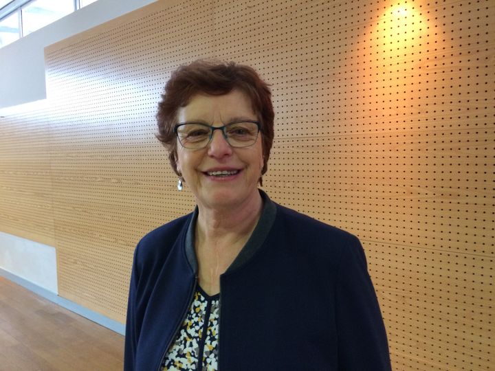 Brigitte Luypaert, maire de&nbsp;la commune de Berd'huis (Orne) (RADIO FRANCE / ARIANNE GRIESSEL)