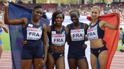 Les relayeuses fran&ccedil;aises du 4x100 m&egrave;tres, le 17 ao&ucirc;t 2014, aux championnats d'Europe d'athl&eacute;tisme &agrave; Zurich (Suisse). (OLIVIER MORIN / AFP)