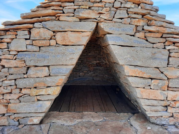 L'intérieur d'une des caselles revisitées de Super-Cayrou. (ANNE CHEPEAU / RADIO FRANCE)