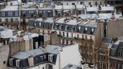 Les toits de Paris, le 29 mars 2020. Photo d'illustration. (ALEXIS SCIARD / MAXPPP)