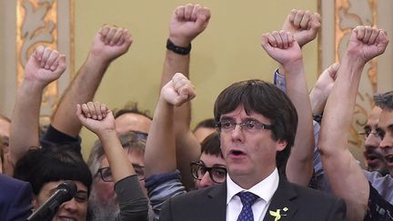 Catalogne : Carles Puidgemont convoqué en justice, mais réfugié en Belgique