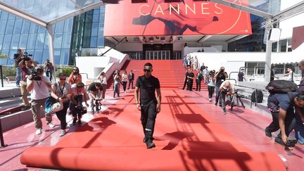 Préparatifs du 70eme festival de Cannes. (GETTY IMAGES)