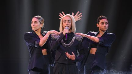 Le chanteur Bilal Hassani sur le plateau de "Destination Eurovision", le 26 janvier 2018. (MAXPPP)