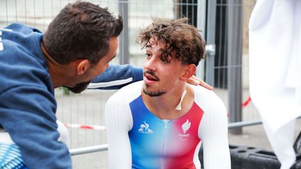 Alexandre Léauté à l'arrivée de son contre-la-montre lors des Jeux paralympiques, entre Clichy-sous-Bois et Clichy-sous-Bois, le 4 septembre 2024. (ED SYKES/SWPIX.COM/SHUTTERSTOCK/ / SIPA)