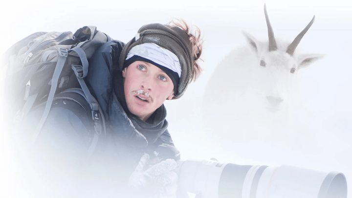 Le photographe animalier Jérémie Villet en plein reportage dans le Yukon au Canada. (YUKON UN RÊVE BLANC)