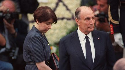 Fran&ccedil;ois Mitterand, pr&eacute;sident de la R&eacute;publique, lors du cinquanti&egrave;me anniversaire de la rafle du V&eacute;l d'hiv, le 16 juillet 1992 &agrave; Paris. (GERARD FOUET / AFP)