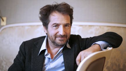 Édouard Baer en janvier 2016 à Paris (THOMAS SAMSON / AFP)