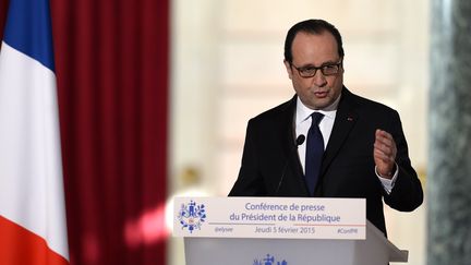 Le pr&eacute;sident de la R&eacute;publique, Fran&ccedil;ois Hollande, s'exprime lors d'une conf&eacute;rence de presse semestrielle, au palais de l'Elys&eacute;e, &agrave; Paris, le 5 f&eacute;vrier 2015. (ALAIN JOCARD / AFP)