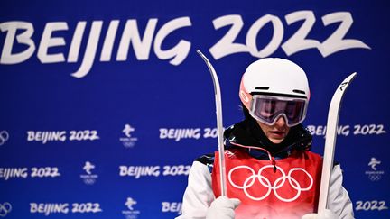 Perrine Laffont après la finale olympique du ski de bosses, où elle a terminé à la 4e place, dimanche 5 février.&nbsp; (MARCO BERTORELLO / AFP)