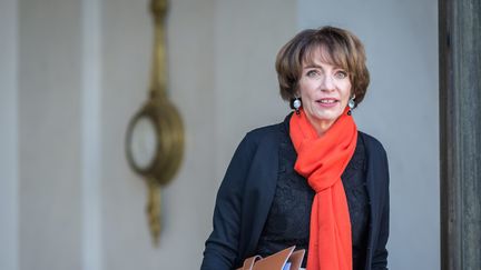 La ministre des Affaires sociales et de la Santé à la sortie du Conseil des ministres, à l'Elysée, le 12 octobre 2016. (MAXPPP)