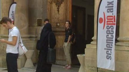 Capture d'&eacute;cran du reportage de France 3 Provence-Alpes sur Sciences Po Aix. (FRANCE 3 PROVENCE-ALPES)