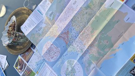 La carte de Marseille destinée aux touristes intègre désormais les quartiers nord de la ville. (PAUL TILLIEZ / RADIO FRANCE)