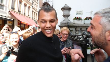 L'artiste belge Stromae&nbsp;dans une rue de Bruxelles, le 17 avril 2018. (ISOPIX / SIPA)