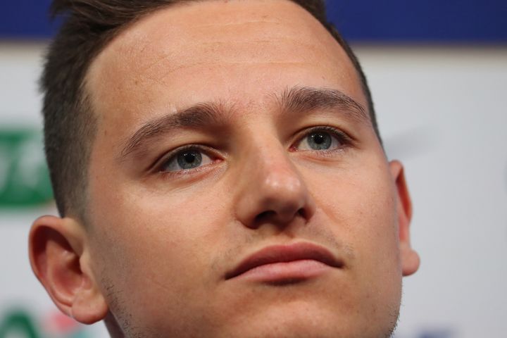 L'attaquant&nbsp;de l'OM et de l'équipe de France Florian Thauvin lors d'une conférence de presse à Clairefontaine, le 7 juin 2018 à Clairefontaine (Yvelines). (JACQUES DEMARTHON / AFP)