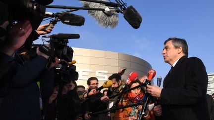 Le candidat de la droite et du centre, François Fillon, en visite à Bordeaux, le 25 janvier 2017. (MEHDI FEDOUACH / AFP)