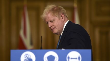 Eurozapping : confinement en Autriche ; Boris Johnson en quarantaine