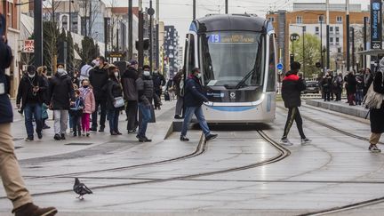 A T9 tram in Paris, April 10, 2021. Illustrative image. (VINCENT ISORE / MAXPPP)