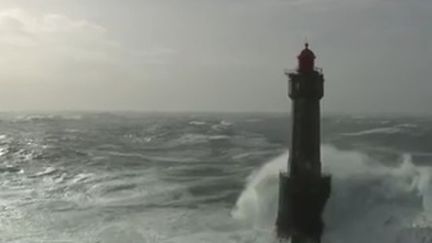 Intempéries : des images impressionnantes de la tempête