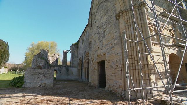 Travaux à l'abbaye de Longues/mer