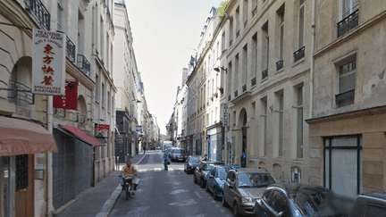 Le cambriolage s'est produit au 71, rue Sainte-Anne, dans le 2e arrondissement de Paris, dans la nuit du 31 mars au 1er avril 2014. (GOOGLE STREET VIEW / FRANCETV INFO)