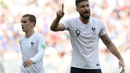 Antoine Griezmann et Olivier Giroud face au Danemark (JUAN MABROMATA / AFP)