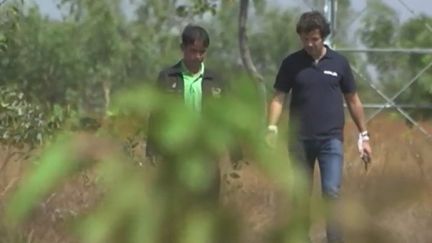 Un Français est en passe de devenir une personnalité clef dans la lutte pour l'environnement. Il s'est donné pour objectif de redonner vie aux forêts. Il a déjà planté plus de sept millions d'arbres sur la planète. (France 3)