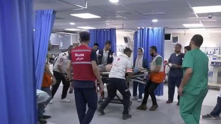 Guerre entre le Hamas et Israël : au cœur d'un hôpital à Gaza (France 2)