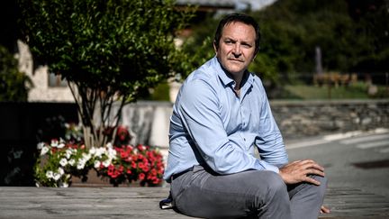 Jean-Luc Boch, maire de La Plagne-Tarentaise (Savoie), président de l'association nationale des maires des stations de montagne (ANMSM), le 31 août 2021. (JEFF PACHOUD / AFP)