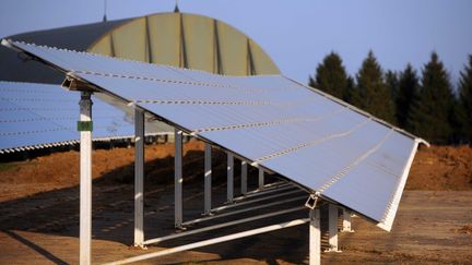 La centrale photovolta&iuml;que de Toul-Rosi&egrave;res (Lorraine) est l'une des plus grandes de France.&nbsp; (EMILE POL / SIPA)