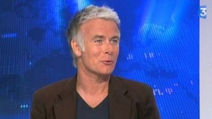 Franck Dubosc parle de Camping 2
 (Culturebox)