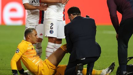 Keylor Navas sort sur blessure contre l'Atalanta (RAFAEL MARCHANTE / POOL)