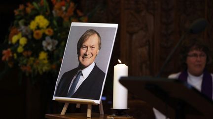 Une photo du député David Amess, à&nbsp;Leigh-on-Sea (Royaume-Uni), le 17 octobre 2021. (ADRIAN DENNIS / AFP)