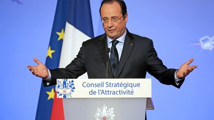 Fran&ccedil;ois Hollande a re&ccedil;u&nbsp;34 chefs d'entreprises internationales &agrave; l'Elys&eacute;e, lundi 17 f&eacute;vrier 2014, afin de r&eacute;fl&eacute;chir &agrave; des mesures pour relancer les investissements &eacute;trangers en France. ( AFP )