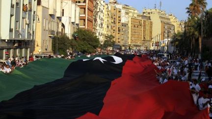 Des Libyens manifestent dans les rues de Benghazi le 1er juillet 2011 (AFP. P.Baz)