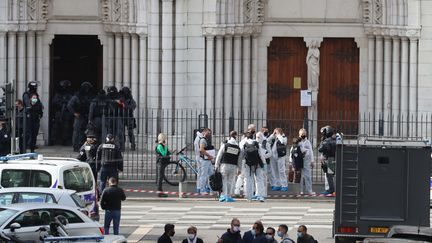 Trois personnes ont été tuées lors d'une attaque au couteau à Nice, le 29 octobre 2020. (VALERY HACHE / AFP)