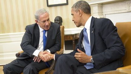 Le premier ministre isra&eacute;lien, Benyamin N&eacute;tanyahou, et le pr&eacute;sident des Etats-Unis, Barack Obama, lors d'une conf&eacute;rence de presse commune &agrave; Washington, le 30 septembre 2013. (MAXPPP)