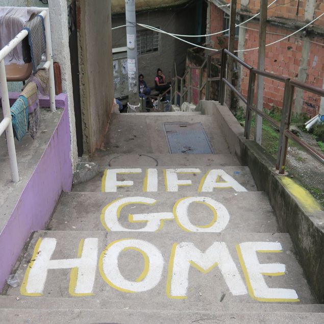 &nbsp; (Dans cette favela de Rio, le message des oubliés du Mondial © Radio France / Nicolas Mathias)