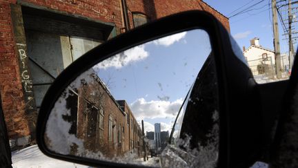 Une rue de Detroit aux Etats-Unis, dévastée par la crise de l'automobile en 2009.&nbsp; (A3537 MARIJAN MURAT / DPA)