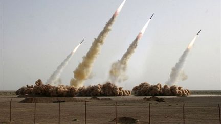 Essai de missiles en Iran (photo éditée par les Gardiens de la révolution, apparemment retouchée) (AFP PHOTO - HO - SEPAH NEWS)