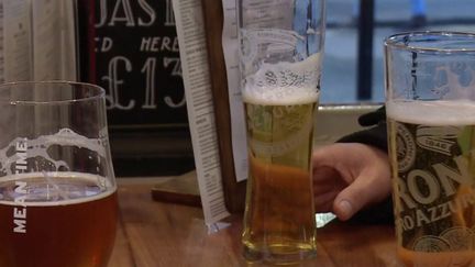 Santé : à partir de quand la consommation d'alcool est abusive ? (France 2)