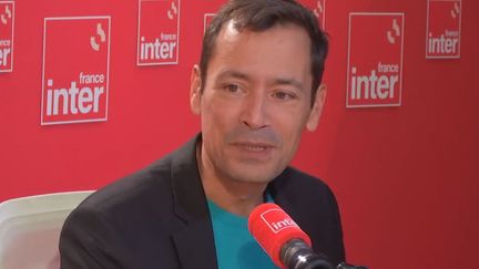 Jean-Baptiste Andréa, lauréat du prix Goncourt 2023, le 8 novembre sur France Inter. (FRANCE INTER / RADIO FRANCE)